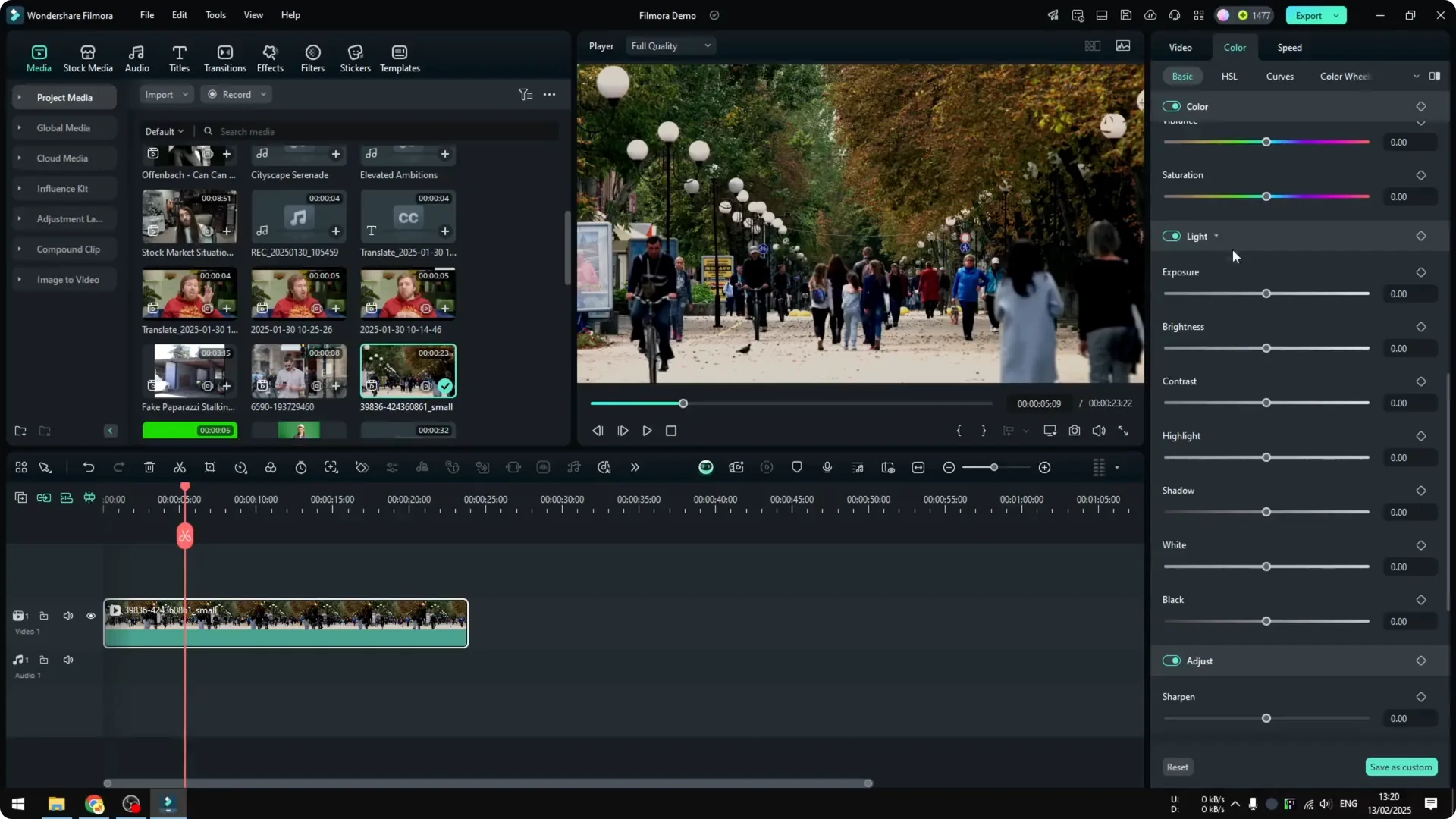 How to Add Glowing Neon Text Effect in Filmora screenshot 1